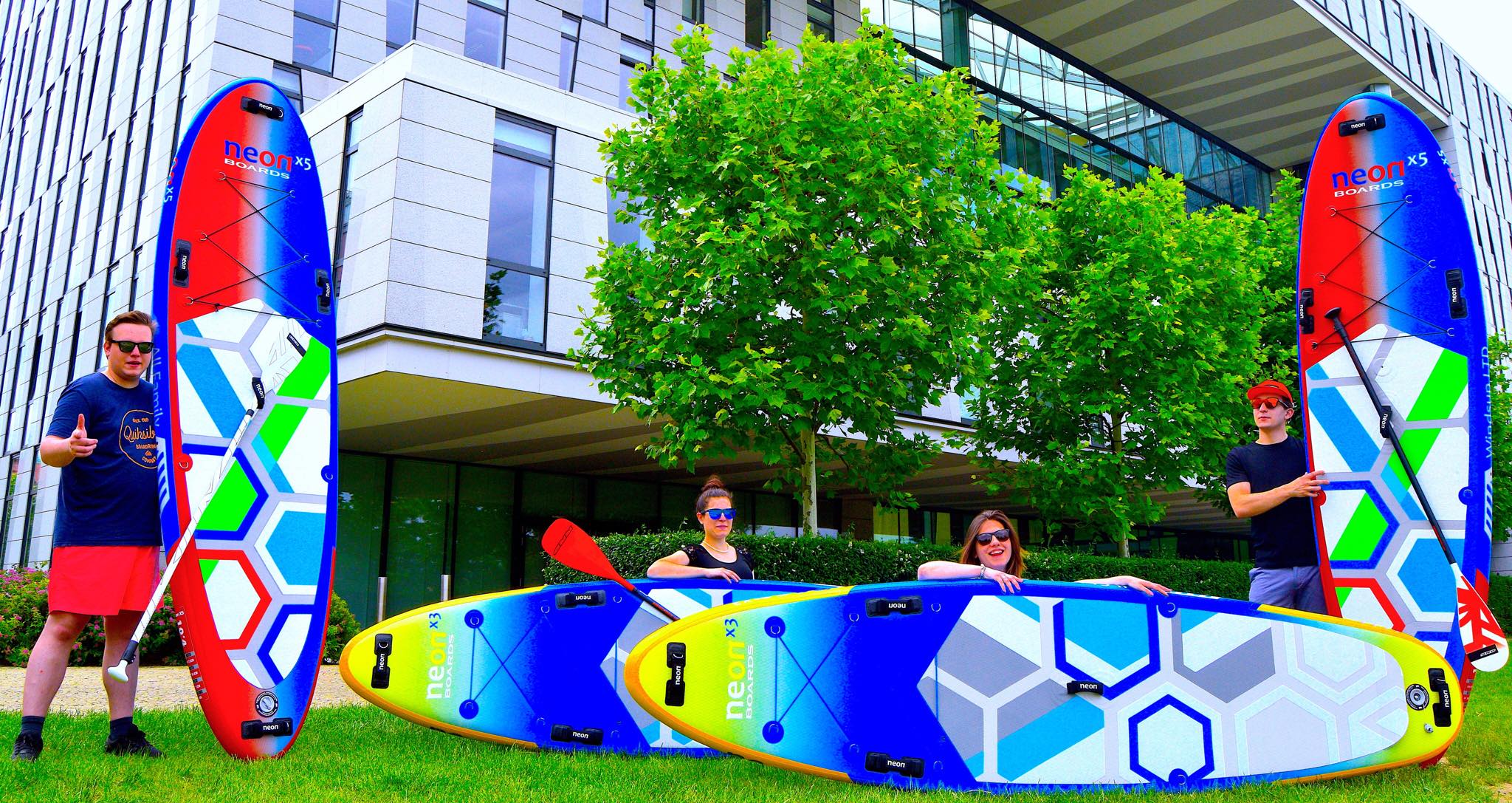 neon paddleobard krasny desing ruzne velikosti neon boards sup karlin